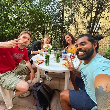 Balazs - In A Area, With Our Own Garden - Next To Metro 4 Station