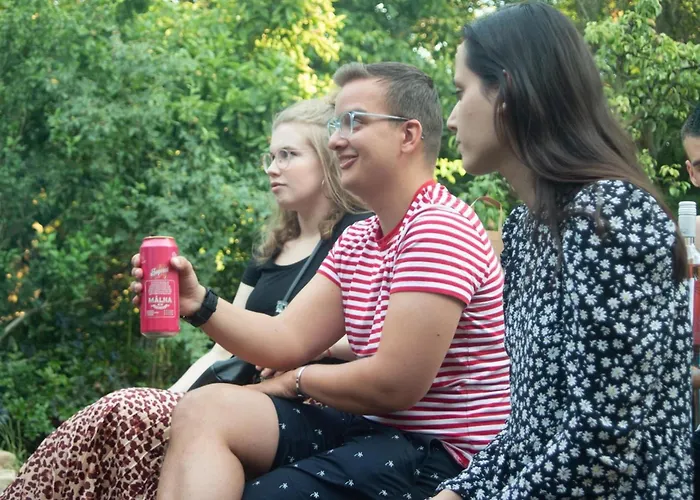 Balazs - In A Area, With Our Own Garden - Next To Metro 4 Station Hostel *