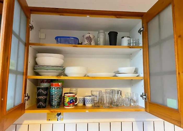 Hostel Balazs - In A Area, With Our Own Garden - Next To Metro 4 Station *