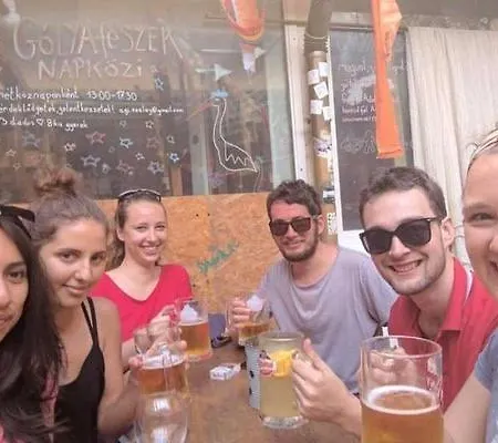 Garden Hostel *